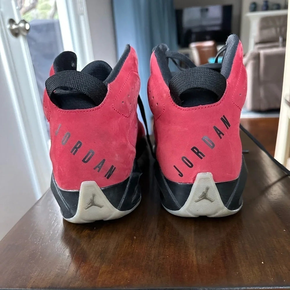 Nike Air Jordan Lift Off Gym Red Men Size 9 Sneakers.